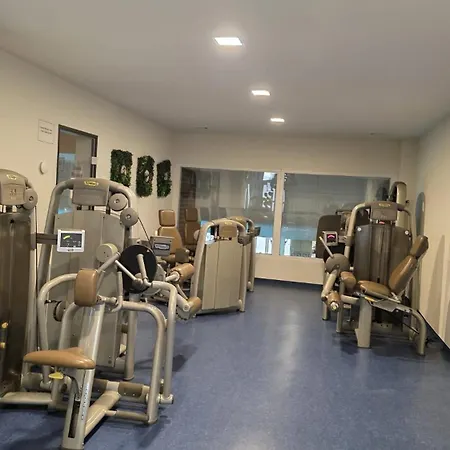 Molly Inclusive Hallenbad, Sauna, Fitnessstudio Und Aussenpool *